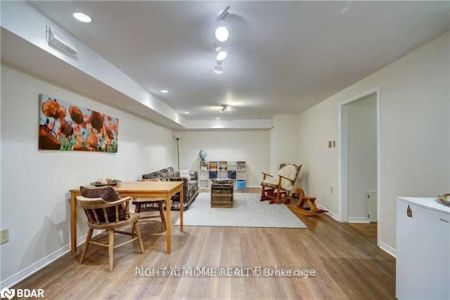 369 HICKLING Trail #Upper - Photo 2