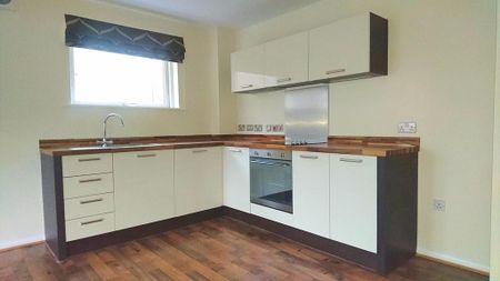 2 bedroom apartment to rent - Photo 3