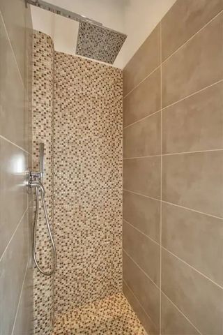 Via 27 Aprile, Florence, Tuscany 50129 - Photo 2