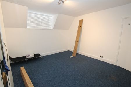 , West Bridgford, NG2 - Photo 2