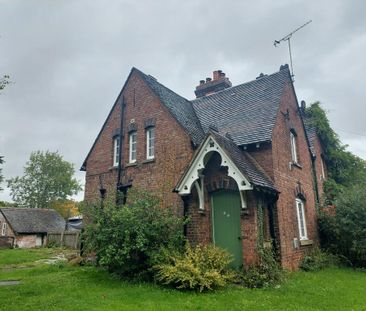 2 bedroom semi-detached house to rent - Photo 1