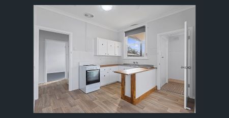 Vibrant family living! - Photo 3