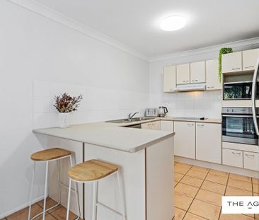 Charming 3-Bed Home in Prime Tweed Heads West Location! - Photo 3