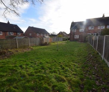 3 bedroom semi-detached house to rent - Photo 2