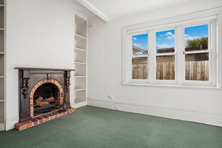 Period cottage - Photo 4