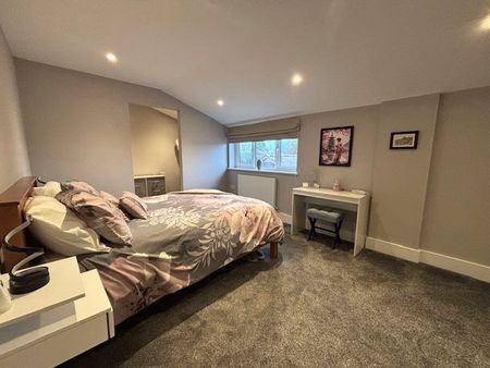 5 bedroom barn conversion to rent Brand Road, Great Barton, Bury St. Edmunds, Suffolk, IP31 - Photo 4