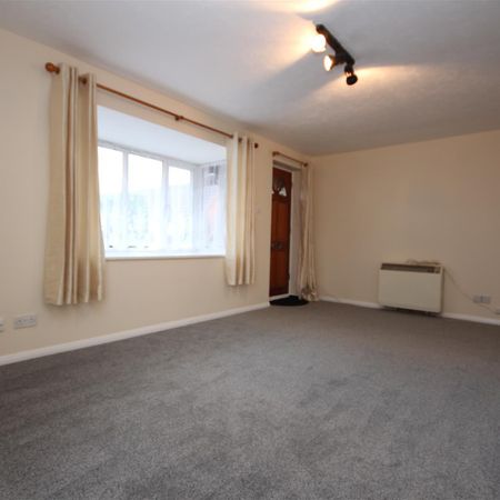 0 bedroom Studio to let - Photo 3