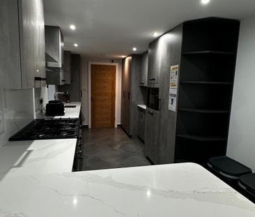 Room in a Shared House, Waldo Road, NW10 - Photo 5