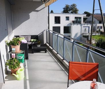 VIVRE CONFORTABLEMENT À BÜLACH - Photo 1