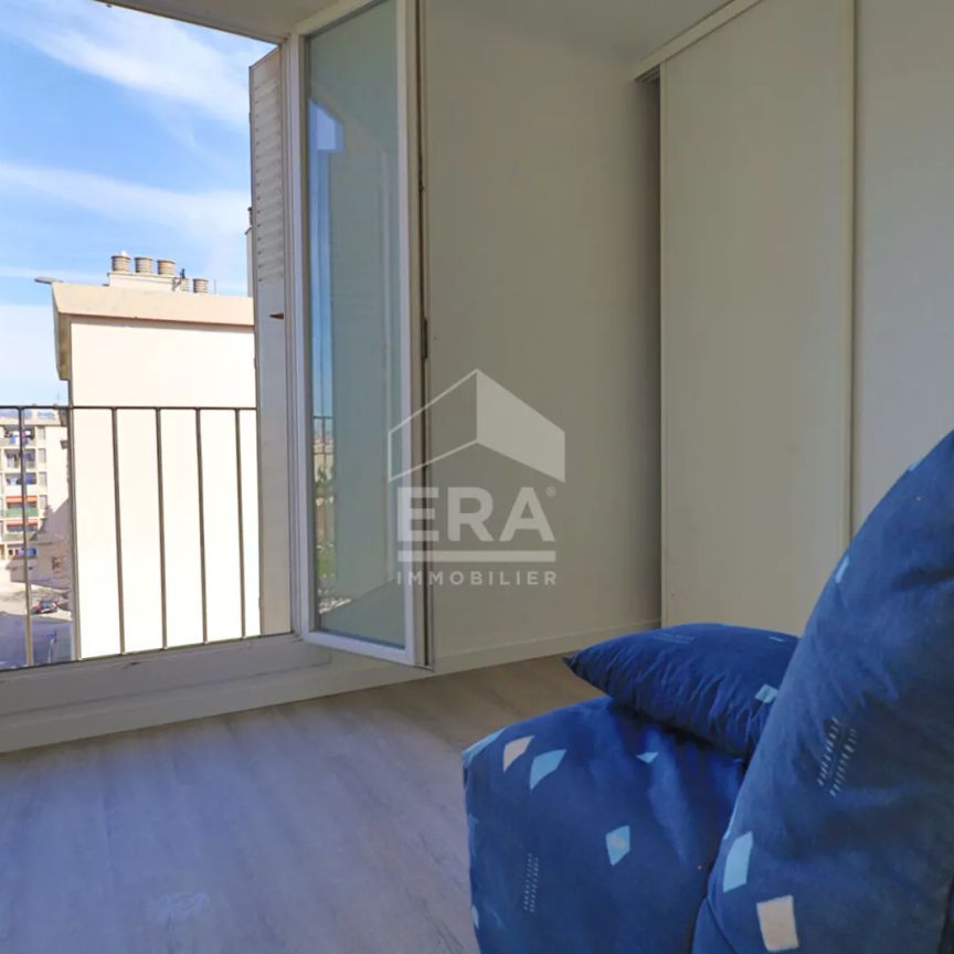 Appartement Marseille 4 pièce(s) Saint Tronc, refait a neuf, balcon, stationnement , Loué Meublé - Photo 1