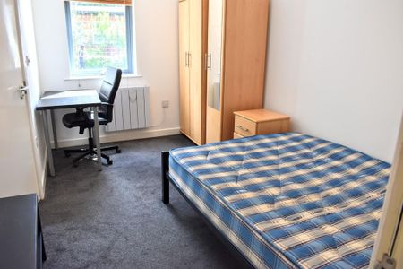 4 bedroom apartment to rent - Photo 5