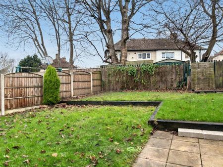 3 bedroom semi-detached house to rent - Photo 5