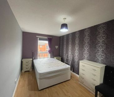 2 Bedroom Property To Rent - Photo 4