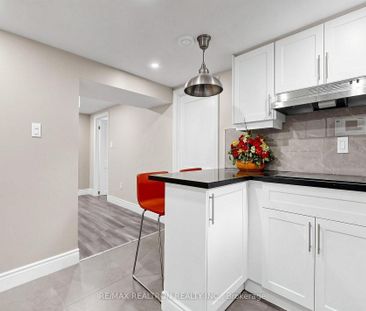 For Lease - 56 Ternhill Crescent, Toronto, Ontario - Photo 6