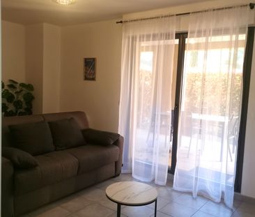 Location Appartement 1 pièce 27m² AIX EN PROVENCE 90ème - Photo 1