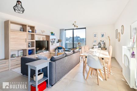 Recent appartement met 2 slaapkamers en autostaanplaats. - Photo 4