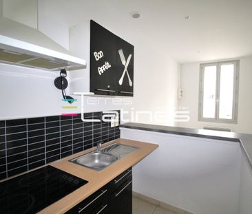 Location Appartement 1 pièce 21m² NIMES 30000 - Photo 3