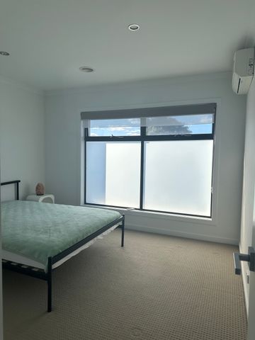 Springvale - Photo 3