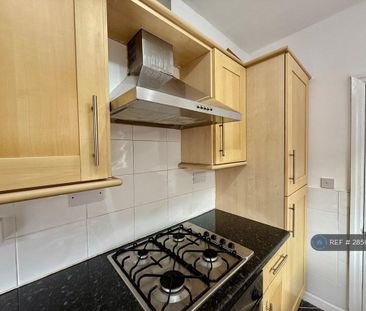 3 bedroom terraced house to rent - Photo 6