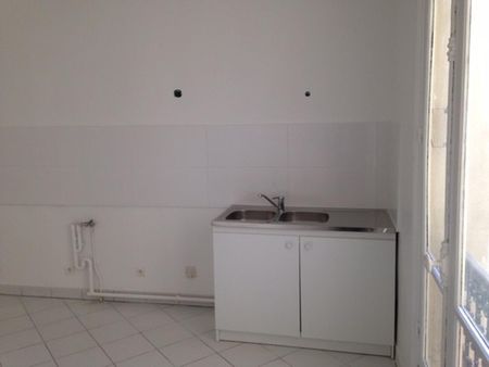 location Appartement T6 DE 222.35m² À PARIS - Photo 3