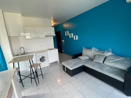 Location Appartement 1 pièce 21m² CAYENNE 97300 - Photo 4