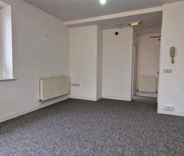 1 bed apartment to rent in Husseys Lane, Kington - Photo 3