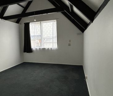 120 Randwick Rd, Moera - Photo 2