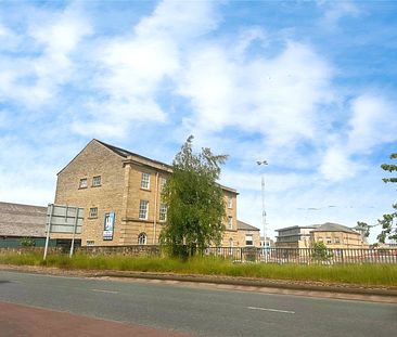 Henry Street, Huddersfield Town Centre, Huddersfield - Photo 2