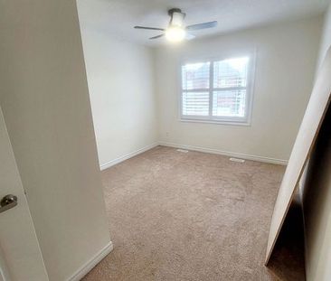 For Lease - 1143 Skyridge Boulevard, Pickering, Ontario - Photo 2