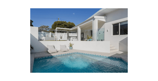 Resort style fully furnished short term rental with pool - Photo 1