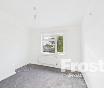 3 bedroom semi-detached house to rent - Photo 2