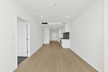 Brand New Living at "The Shard" - Modern Style and Ultimate Convenience - Photo 5