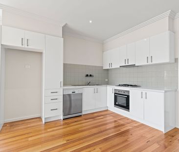 Modern 2-bedroom home! - Photo 3