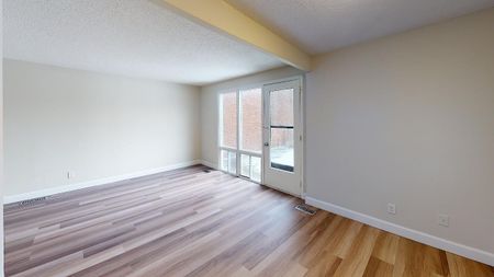 1901-1917 Ogilvie Road & 1910-1922 Elmridge Drive, Gloucester, Ottawa, ON - Photo 2