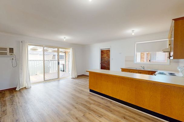 3/3 Marks Point Road, Marks Point NSW 2280 - Photo 1