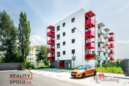 Pronájem bytu 1+kk 30 m - Fotografie 5