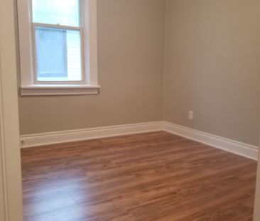 For Lease - 92 Norman Street Unit# 2, Dows Lake - Civic Hospital an... - Photo 4