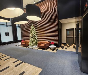 For Lease - 111 Bathurst Street Unit# 1301, Toronto, Ontario - Photo 6