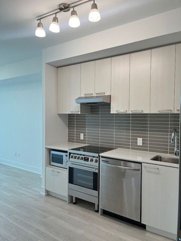 For Lease - 310 Tweedsmuir Avenue Unit# 401, Toronto, Ontario - Photo 4