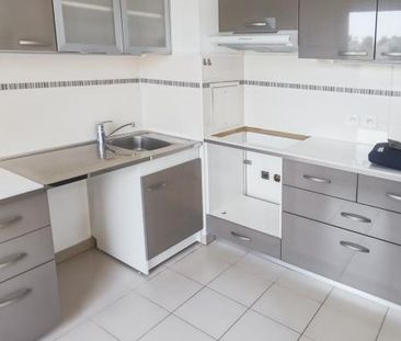 Location Appartement 3 pièces 59m² DAMMARTIN EN GOELE 77230 - Photo 3