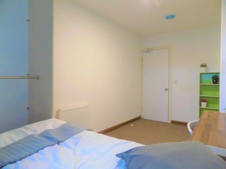 Room in a Shared House, Thimbler Road, CV4 - Photo 4