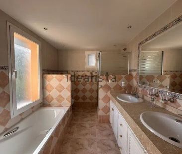 Alquiler de casa o chalet independiente en Nueva Andalucía - Photo 3