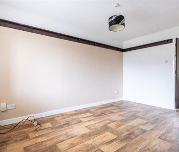 2 bedroom semi-detached house to rent - Photo 1