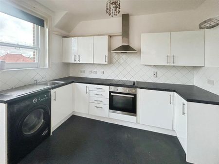 2 bedroom apartment to rent - Photo 5