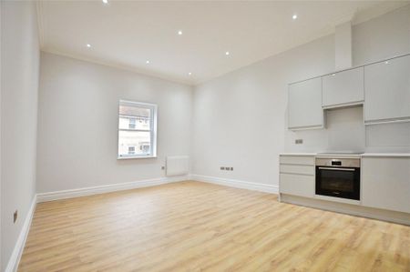 2 bedroom apartment to rent - Photo 5