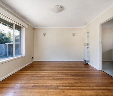 2-Bedroom Villa Just moments from Ripponlea Village | FLARE REAL ES... - Photo 3