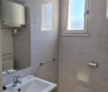 Appartement avec salle de bain rénovée, - Photo 3