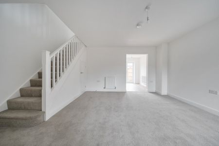 Kingfisher Drive - Photo 2