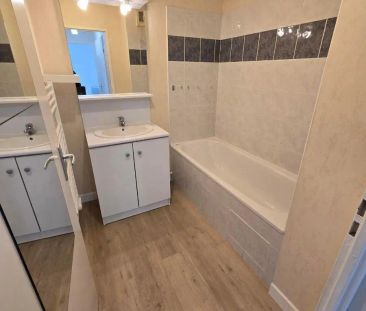 Appartement à louer 3 pièces 51.79m² - Photo 4