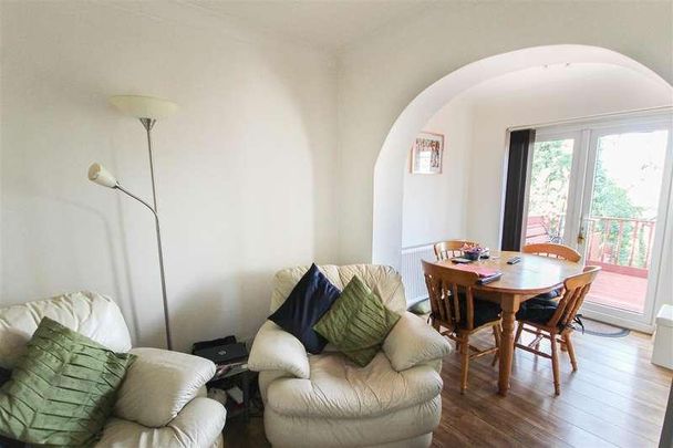 Warren Close, Southampton, SO16 - Photo 1